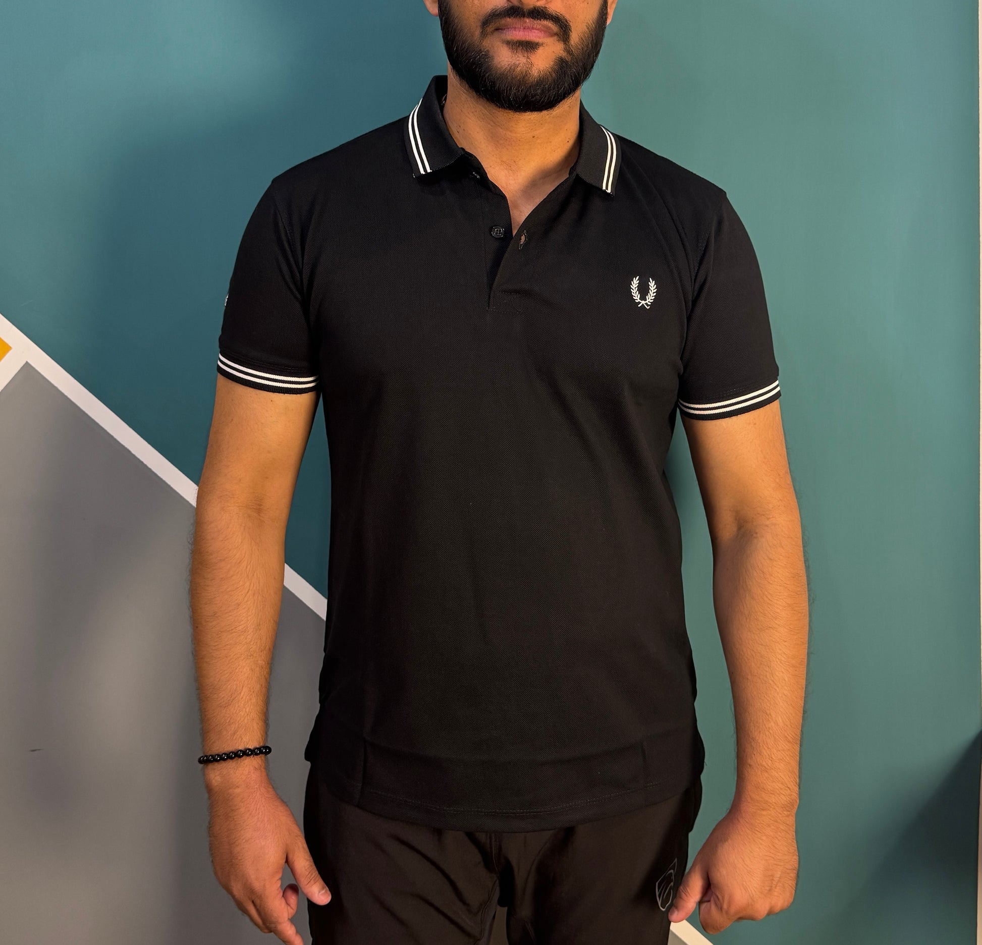 Thriftspo Black Twin‑Tipped Polo Tee – Half‑Sleeve Classic