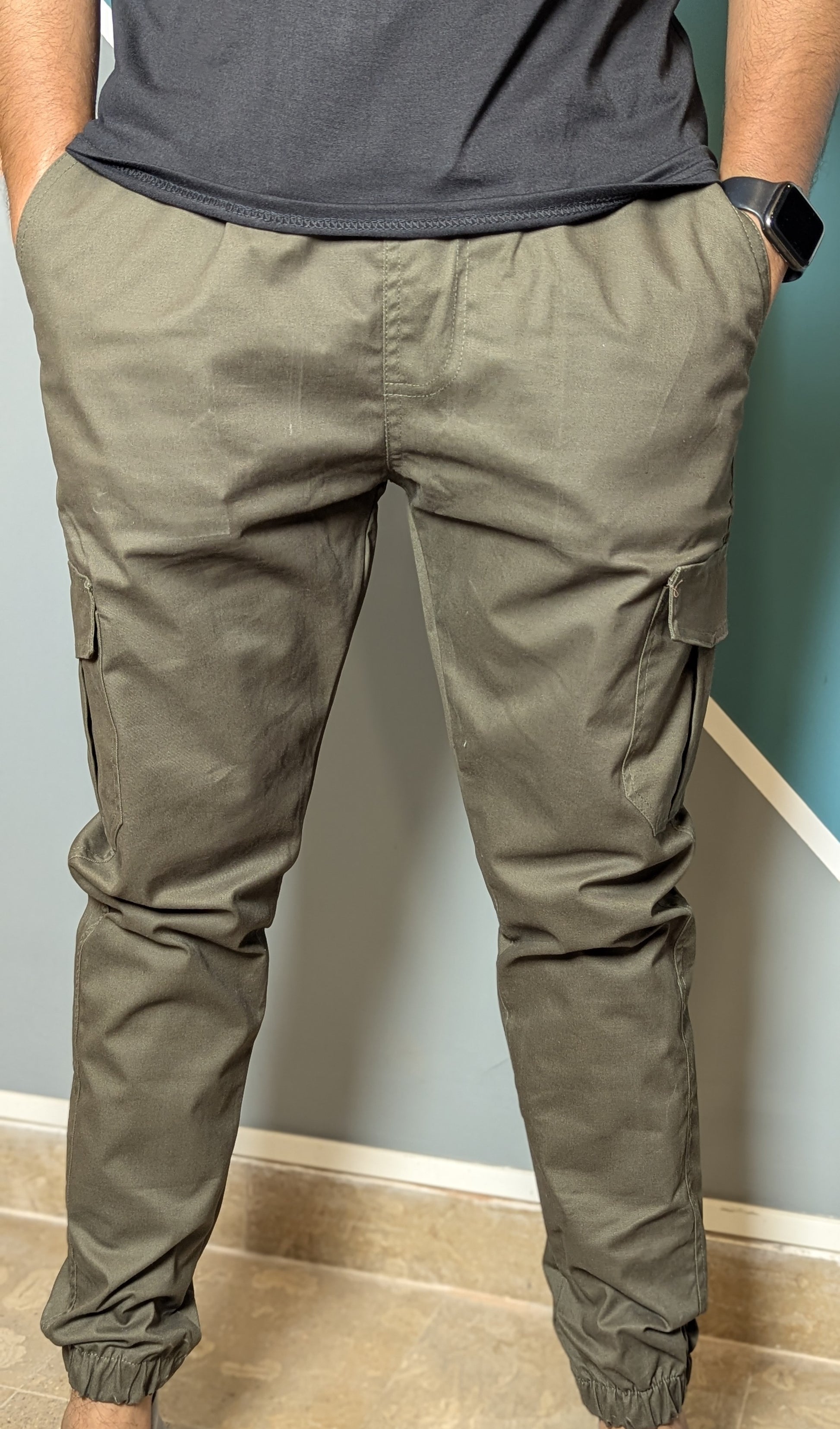 Thriftspo Olive Green Relaxed-Fit Cotton Cargo Trousers